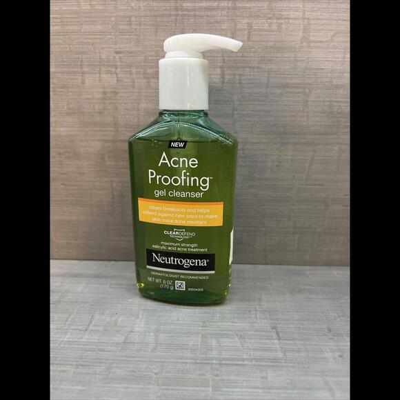Neutrogena Acne Proofing Facial Gel Cleanser Salicylic Acid  6 Oz - Picture 1 of 2